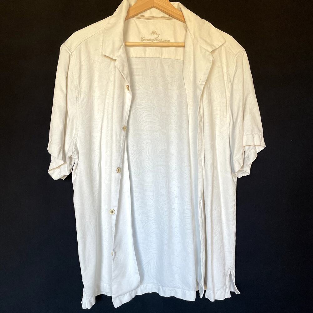 Tommy Bahama‎ silk beige button down short sleeved collared shirt men's size L